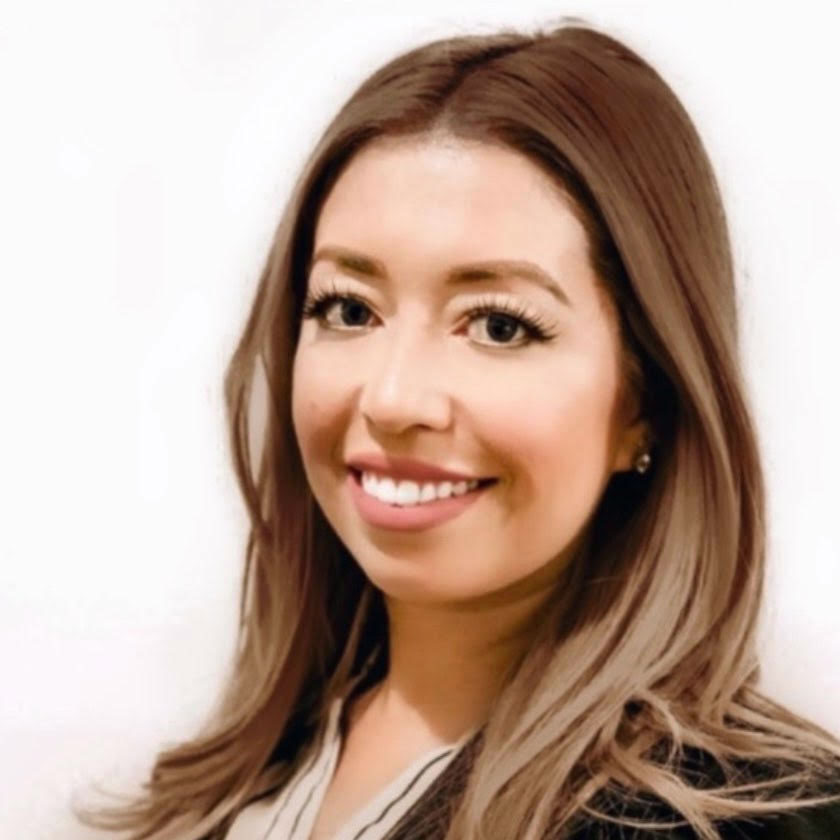 Janelle Mirzaei Profile Picture